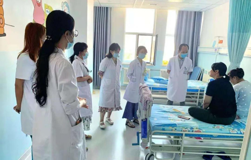 鼓掌！两例M3型白血病患儿停药了