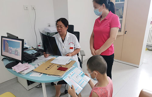 弘扬双拥好传统，儿医人用行动致敬军人