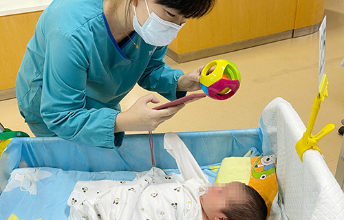 患TEN，18月龄宝贝全身布满红疹