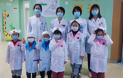 征集6位萌娃，来儿医体验眼科医生，速来报名吧！