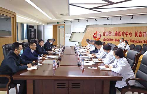 副市长赵显到啪啪网
调研