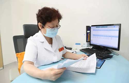 眼看要开学娃总肚子疼，试试看心理科