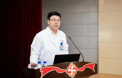 踔厉奋发 开拓进取 谱写医院高质量发展新篇章——啪啪网
召开2022年度总结暨表彰大会