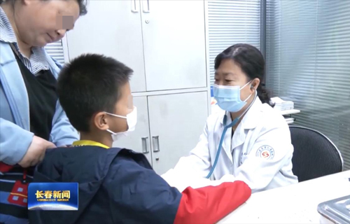 科学应对儿童支原体肺炎：持续发热应及时就医