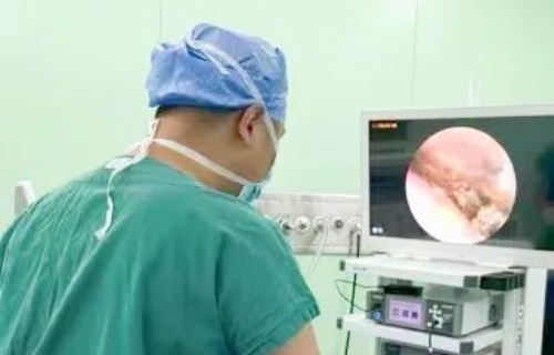 警惕：别让纽扣电池毁了孩子的健康！