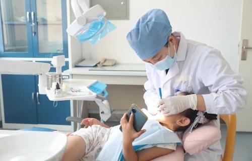 孩子做口腔检查没必要？不做就晚了！