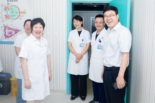 同质 | 心系20余位患儿梦想，“光明使者”李莉教授再次来长