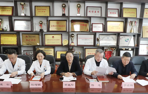 交流探讨，拓展普惠托育——“医育结合”服务圈儿