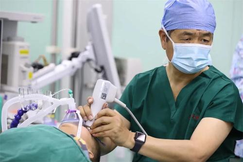 福音 | 国家级专家赵军阳长春出诊，8名“Rb”患儿获优质诊疗