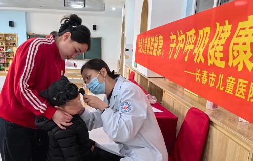让童年自由呼吸！啪啪网
暖心护鼻公益行