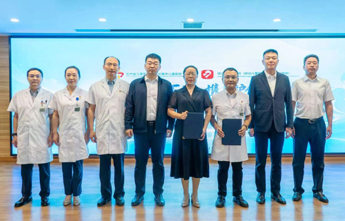 啪啪网
与延边妇幼保健院签约共建医联体